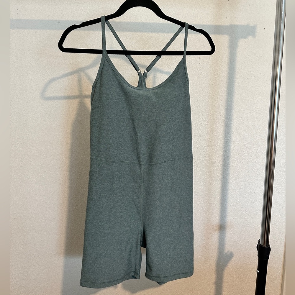Old Navy Active Gray Top